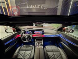 بي ام دبليو الفئة 7